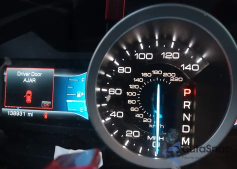 2015 Ford Explorer Xlt из США, поврежденный, VIN 1FM5K8D8XFGB78654